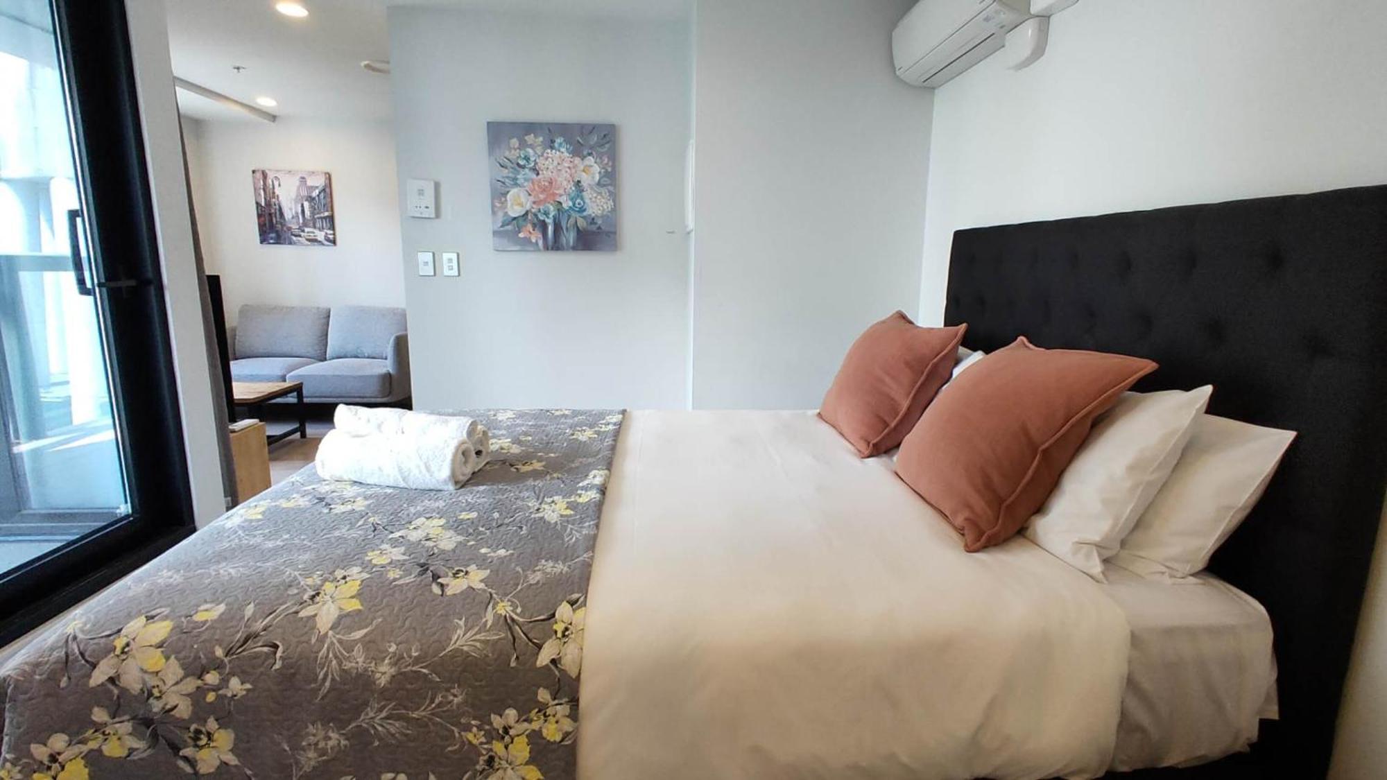Sky Stars Essential Reserve Auckland Room photo